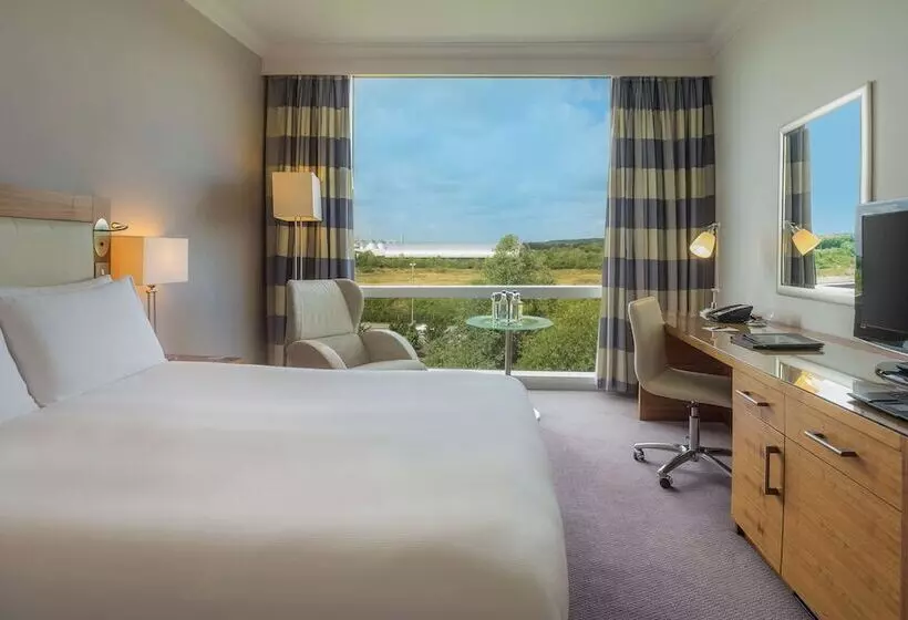 デラックスルーム, Hilton Reading