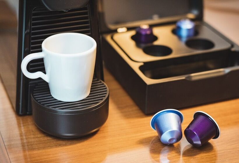 Номер Deluxe, Hilton Reading