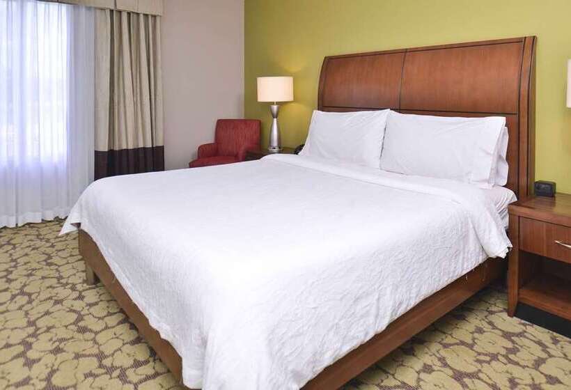 Quarto Estandar Cama King, Hilton Reading