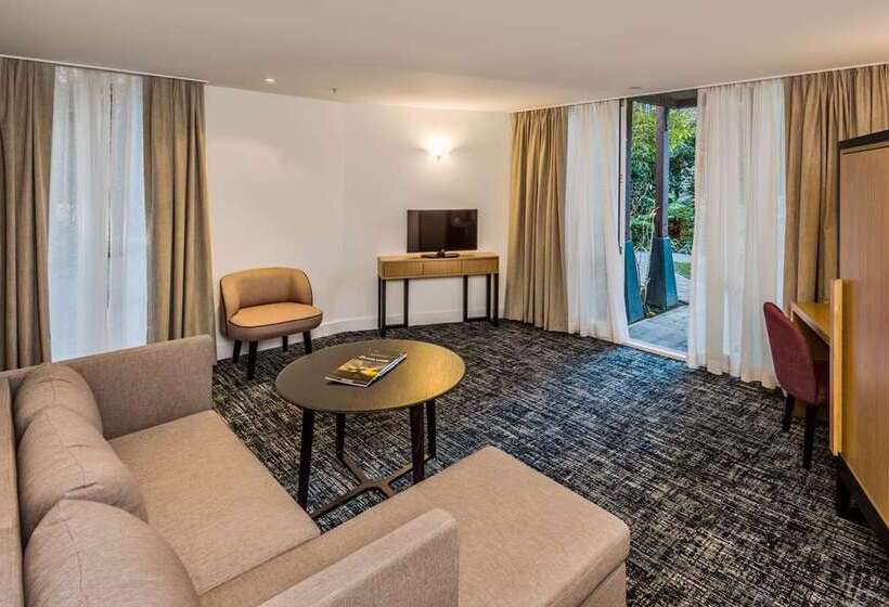 Quarto Estandar Cama King, Hilton Reading