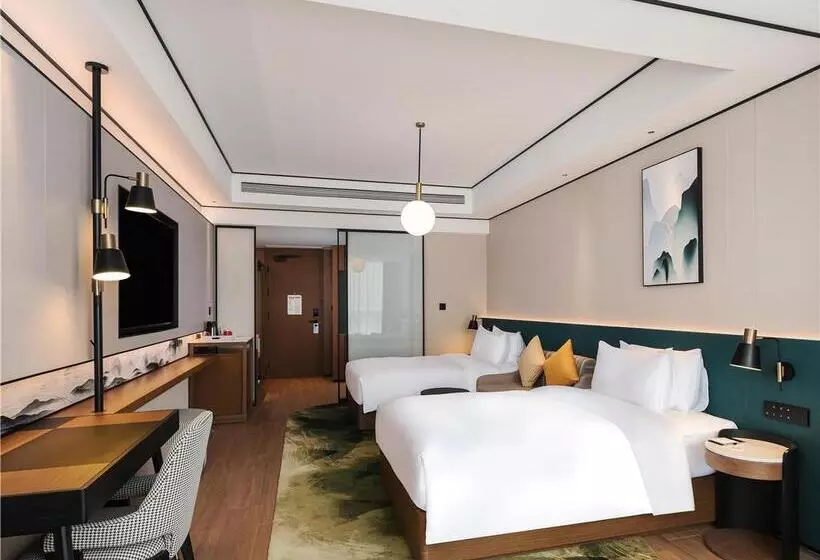 デラックスルーム, Hilton Reading