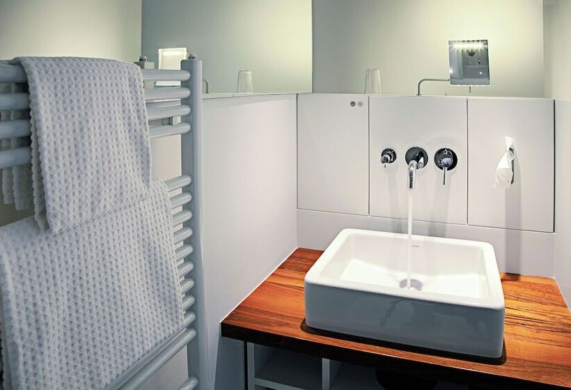 标准单人间, Hopper Hotel St. Josef