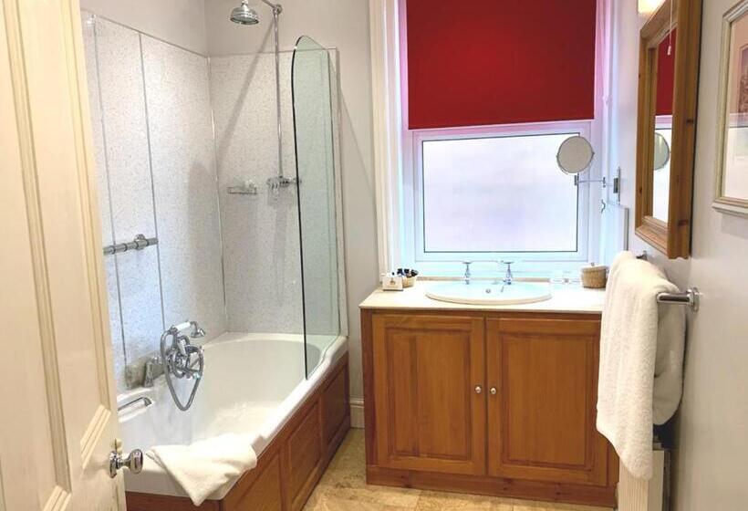 غرفة قياسية, Mansion House