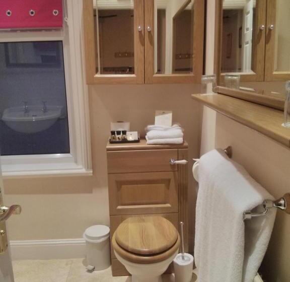 غرفة قياسية, Mansion House