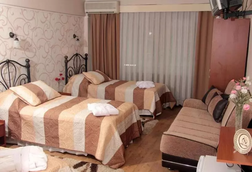 اتاق استاندارد سه نفره, Nezih Istanbul