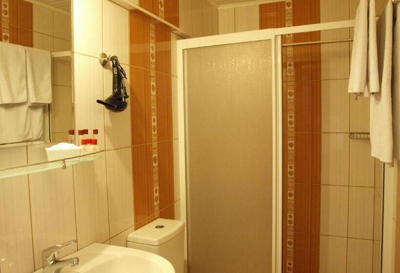 اتاق استاندارد چهار تخته, Nezih Istanbul