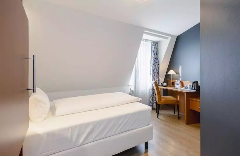 スタンダードシングルルーム, Plaza Inn Koln Pulheim