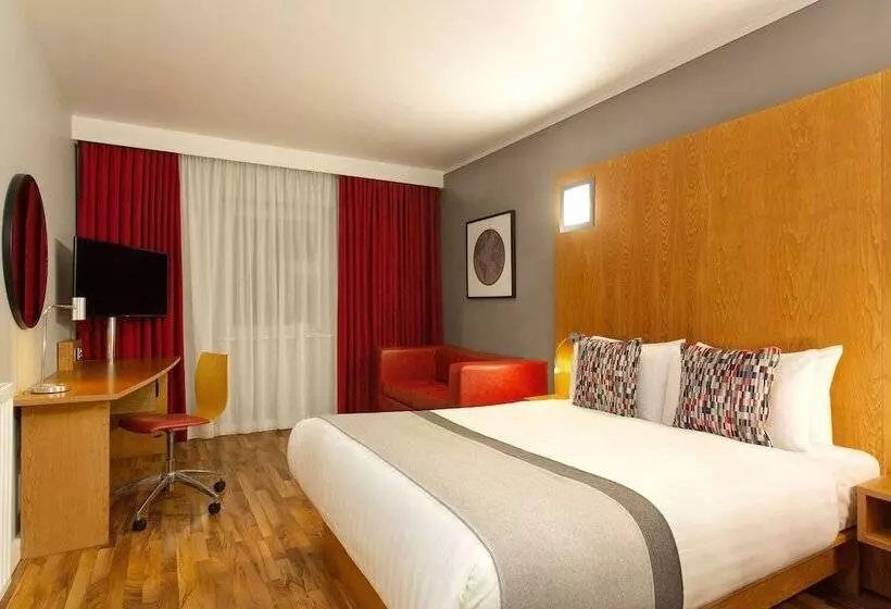 اتاق استاندارد برای معلولان, Ramada By Wyndham Belfast