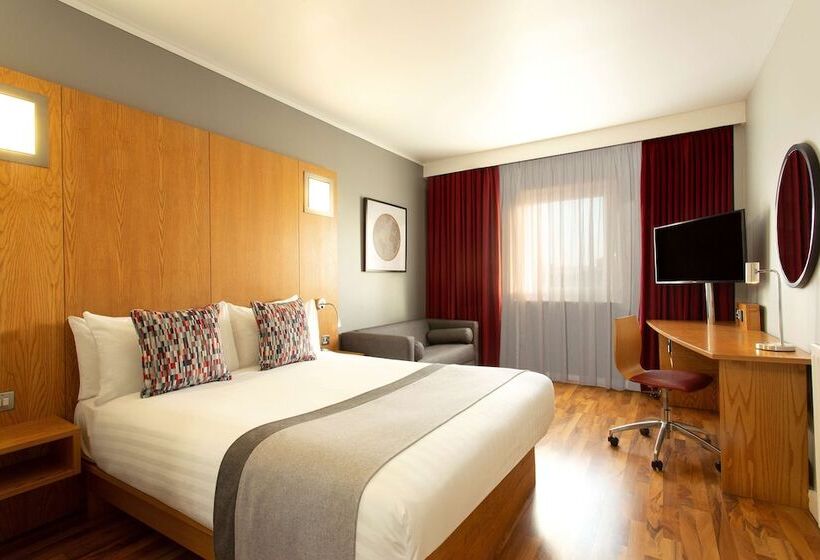 חדר סטנדרט, Ramada By Wyndham Belfast