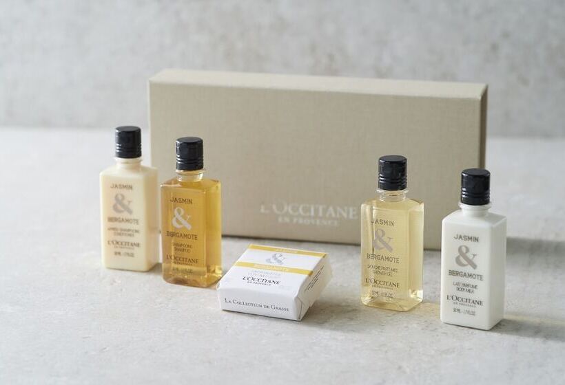 חדר דלוקס נוף לגינה, Shangrila Tokyo