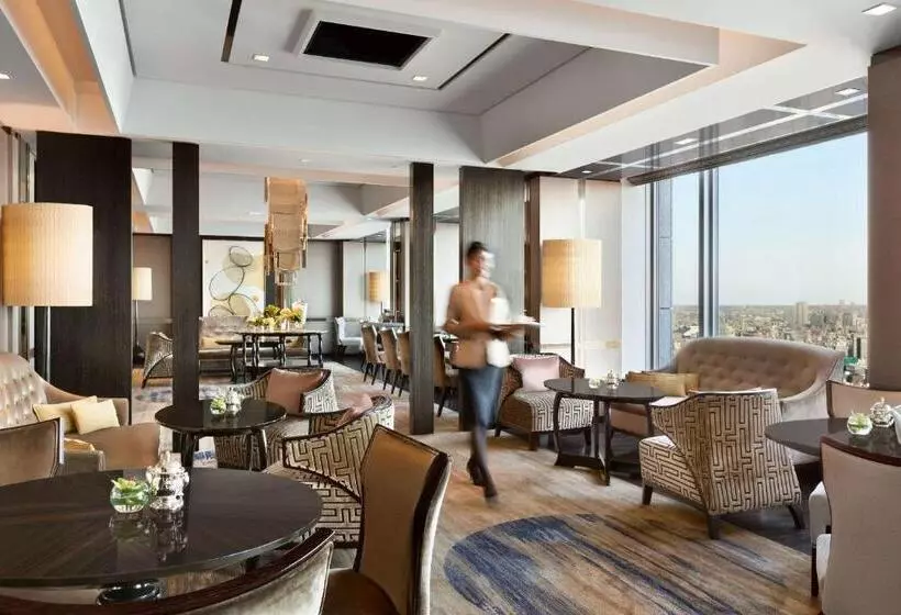 キングサイズベッドのデラックスルーム, Shangrila Tokyo