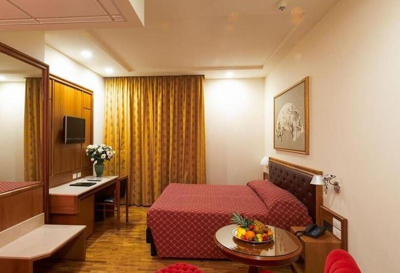 חדר סופריור, Svevo