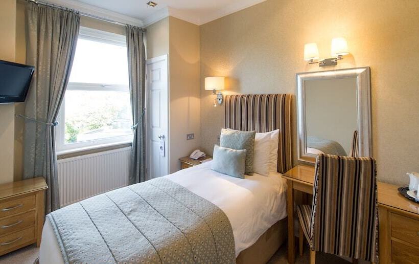 غرفة قياسية فردية, The Carlyon Bay Hotel And Spa