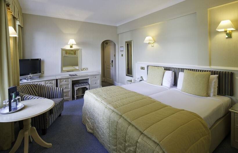 غرفة قياسية, The Carlyon Bay Hotel And Spa