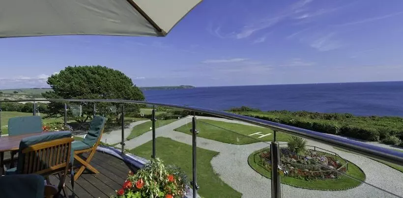 اتاق لوکس با چشم‌انداز دریا, The Carlyon Bay Hotel And Spa