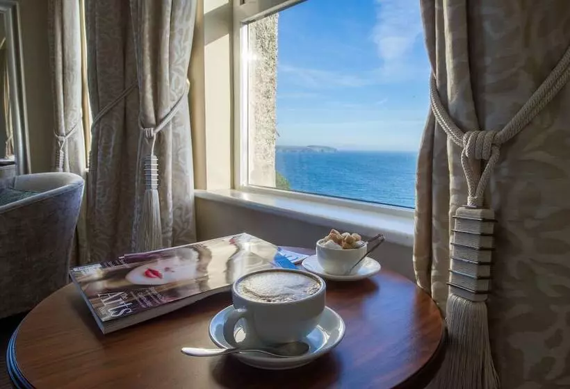 اتاق استاندارد یک نفره با چشم‌انداز دریا, The Carlyon Bay Hotel And Spa