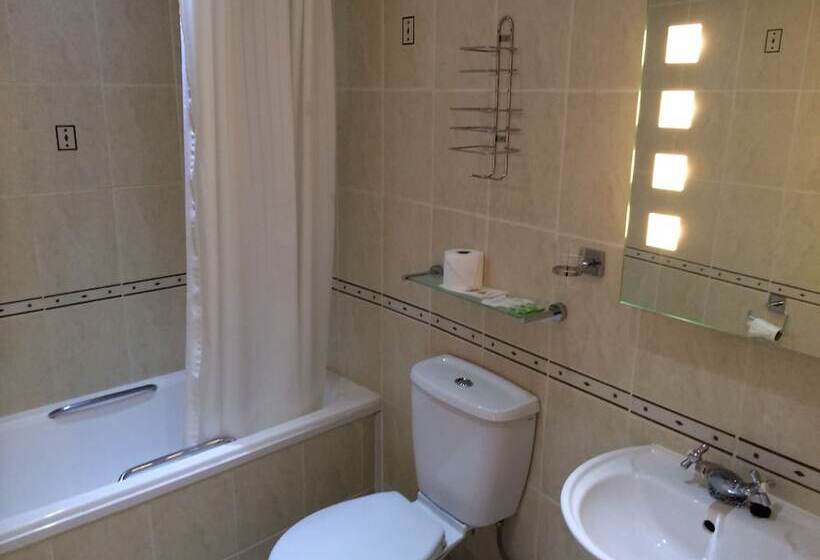 Семейный Номер Вид на Море, Tiffanys