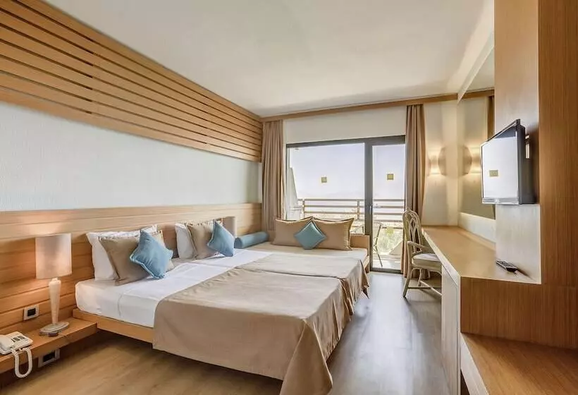 بانگلوی استاندارد, Tui Magic Life Sarigerme