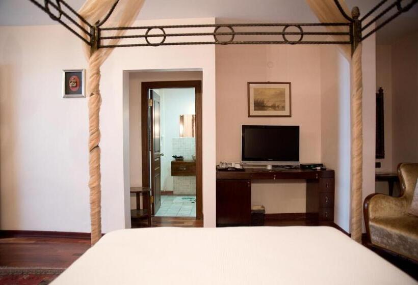 Junior Suite z Balkonem, Villa Sphendone Suites Istanbul