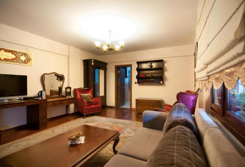 Deluxe Suite King Bed, Villa Sphendone Suites Istanbul