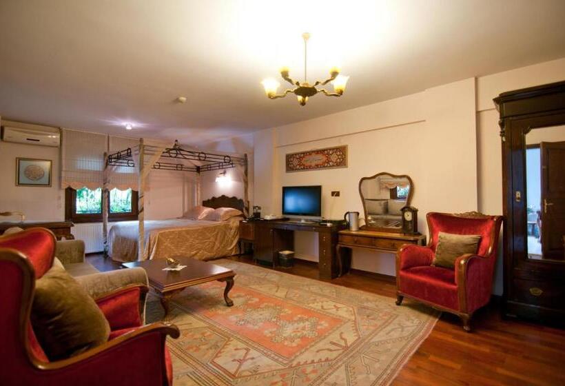 Deluxe Suite King Bed, Villa Sphendone Suites Istanbul