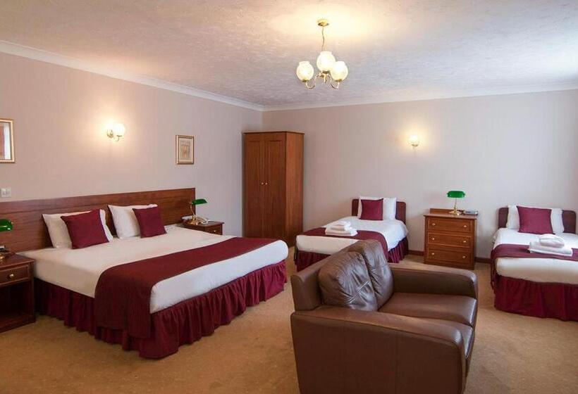 Семейный Номер, Wensum Valley Hotel Golf And Country Club