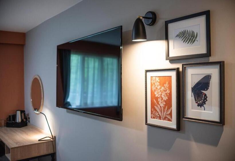 Семейный Номер, Wilmslow Lodge