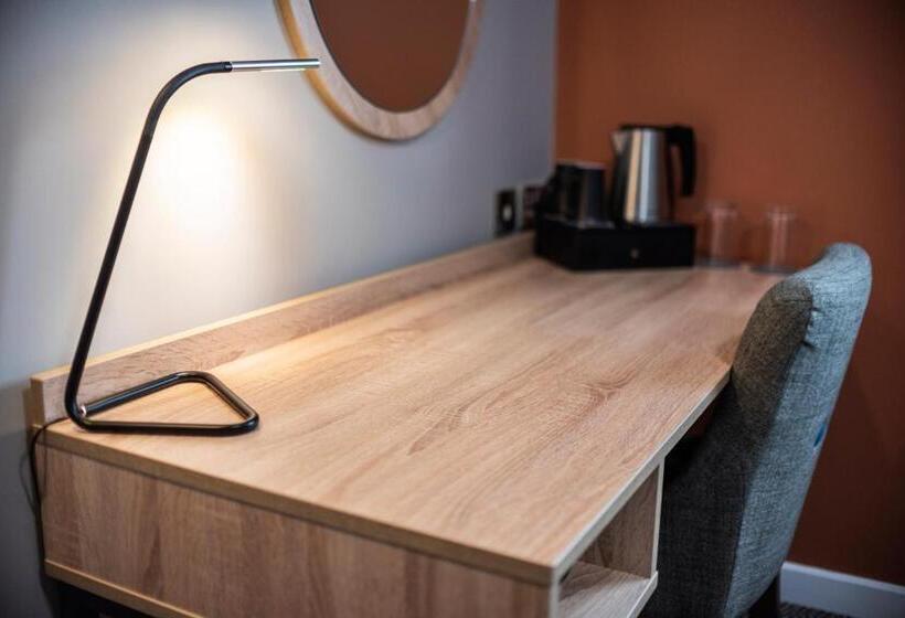 Семейный Номер, Wilmslow Lodge