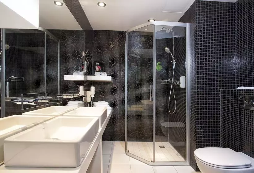 اتاق لوکس, Tallink Hotel Riga