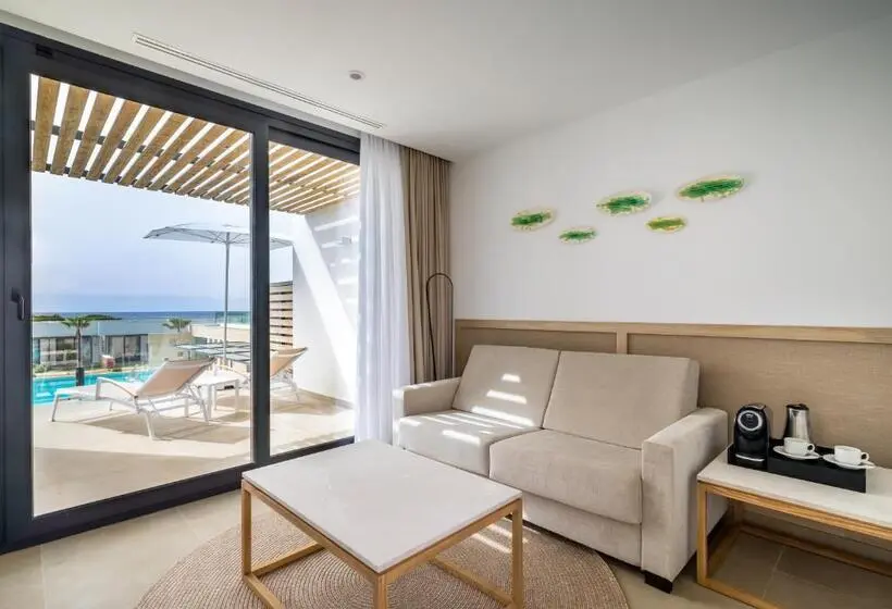 オーシャンビュージュニアスイート, Barceló Nura
