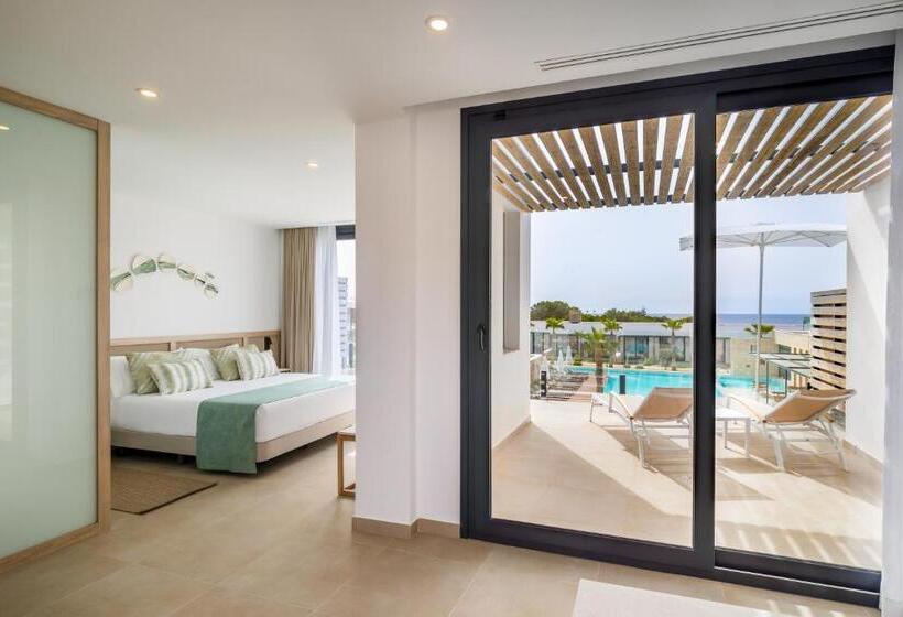 オーシャンビュージュニアスイート, Barcelo Nura