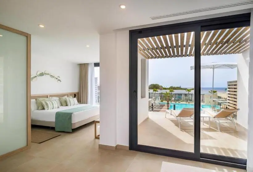 オーシャンビュージュニアスイート, Barceló Nura