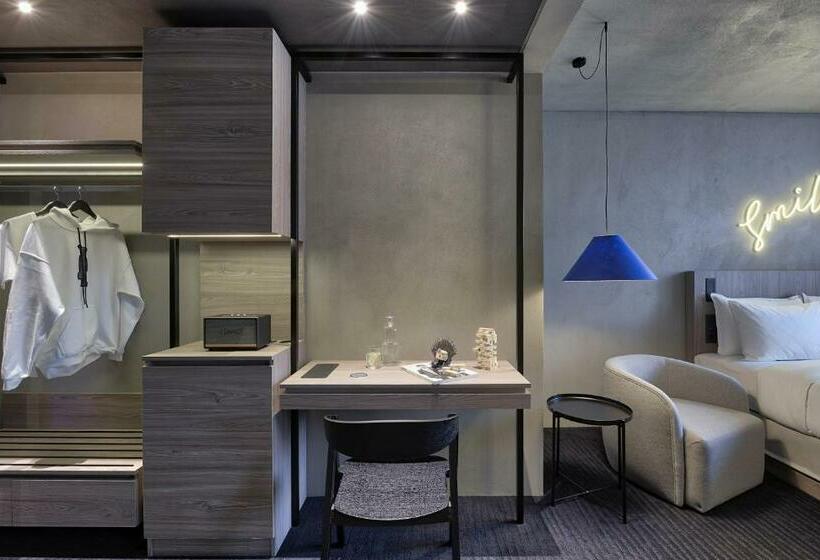 غرفة قياسية, Onoma