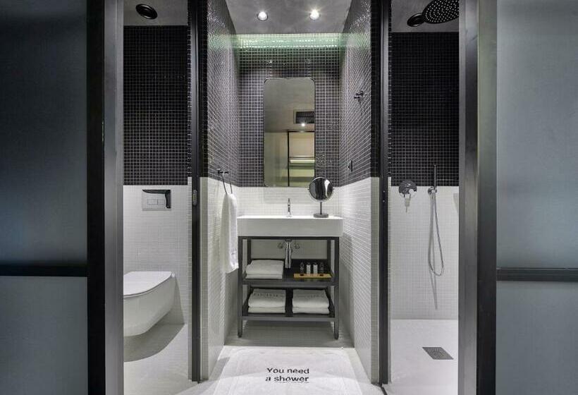 غرفة قياسية, Onoma