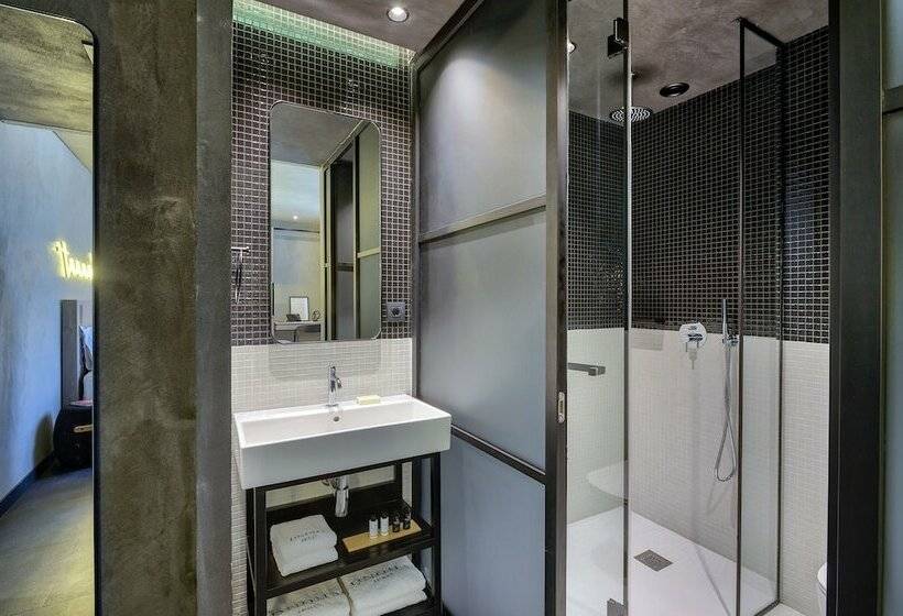 غرفة قياسية, Onoma