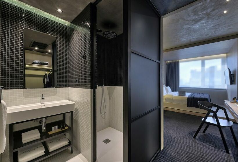 غرفة قياسية, Onoma