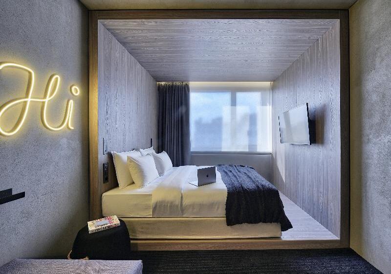 غرفة قياسية, Onoma