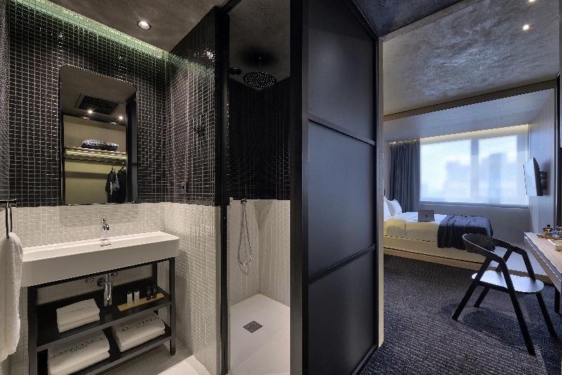 غرفة قياسية, Onoma