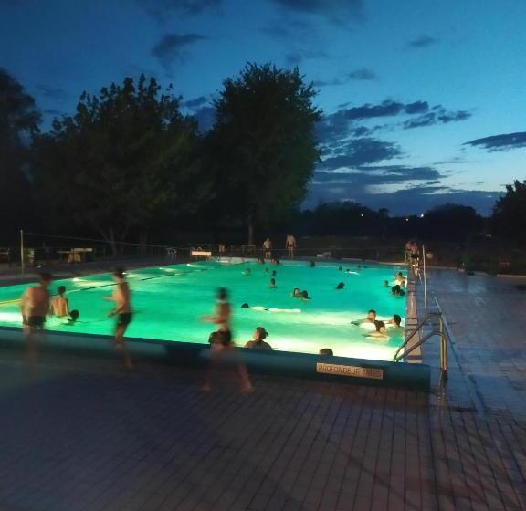 패밀리 스위트, La Belle Etoile