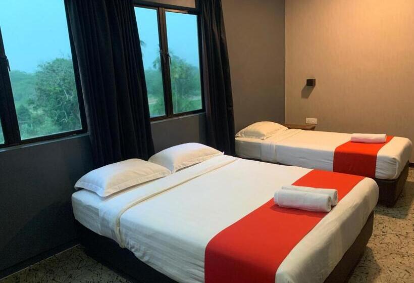 스탠다드 트리플 룸, Capital O 89333 Musse