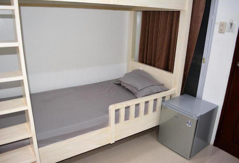 חדר קלאסי לארבעה, Sergi S Resort And