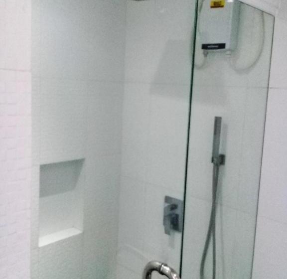 בית, 4 חדרי שינה, Sergi S Resort And