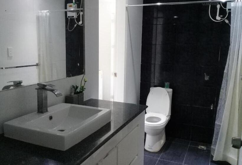 בית, 4 חדרי שינה, Sergi S Resort And