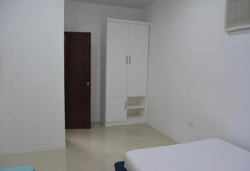 חדר משפחתי, Sergi S Resort And