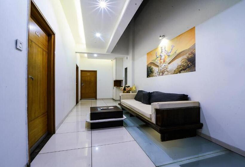 Номер Стандарт, Sri Sri Executive, Kolhapur
