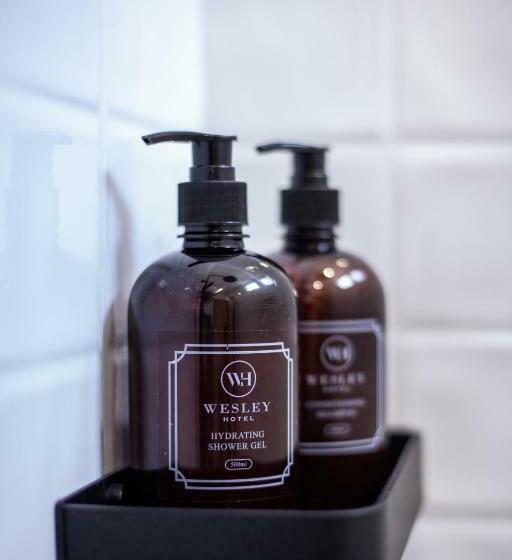 プレミアムルーム, Wesley