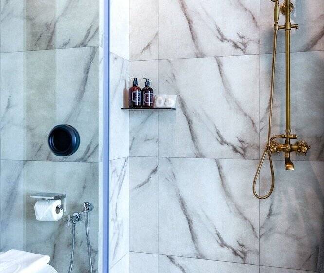 スイート, Wesley