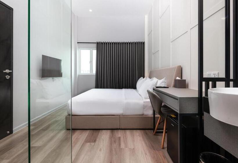 プレミアムルーム, Wesley