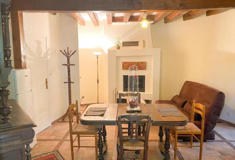 샬레, Château De Montaupin