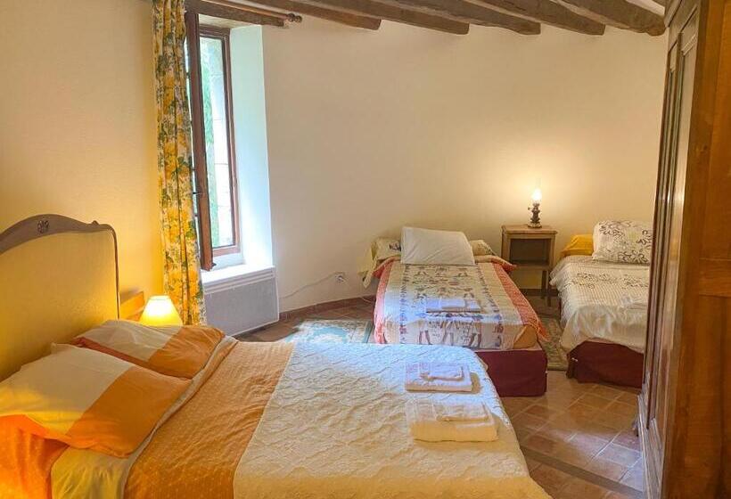 샬레, Château De Montaupin